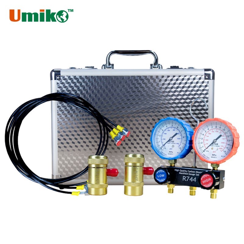 R744 Refrigerant Filling Tool Set For Car AC Systems 0-2400PSI